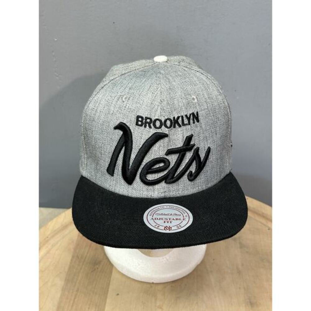 Brooklyn Nets Hat Mitchell & Ness Adjustable Strapback Cap NBA Gray Flat Bill